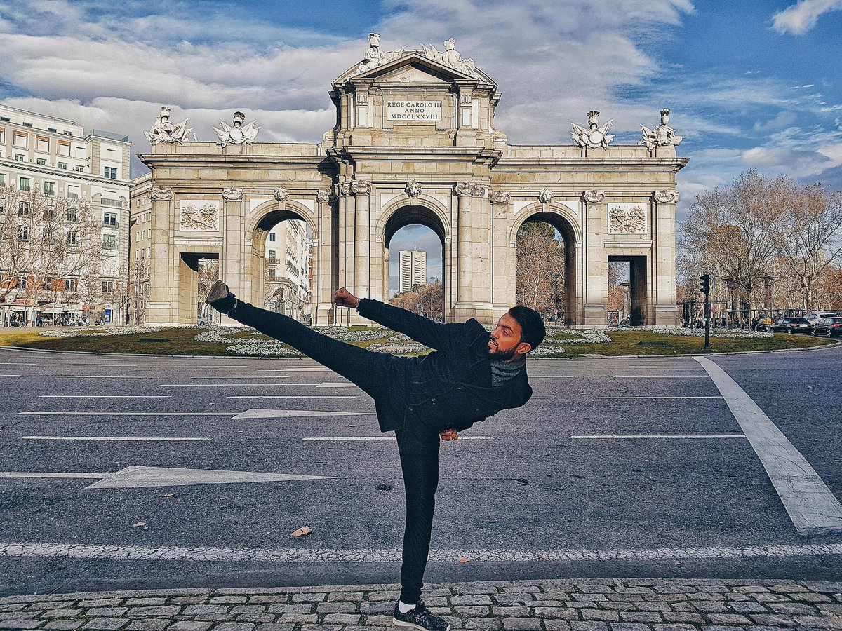 adham_samaha's tweet photo. ☝️"The greatest danger for most of us is not that our aim is too high and we miss it, but that is it too low and we reach it"– Michaelangelo-
#karate #karatedo #spain #Guadalajara #shotokan #kata #MotivationMonday #quotesoftheday #kickhigh #StartYourImpossible #justdoit #wkf https://t.co/cNgN9WmiaK
