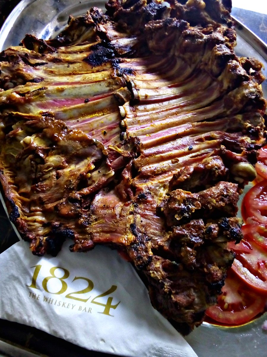 shobanes's tweet photo. Tuko on kama Donkey Kong!!!
Make your way over to 1824. Throw down of the best nyama choma, Chicken choma, dry fry na mishkaki.
#SundayCooling #Soiree #1824 #1824whiskeybar https://t.co/INGLD9ZcQG