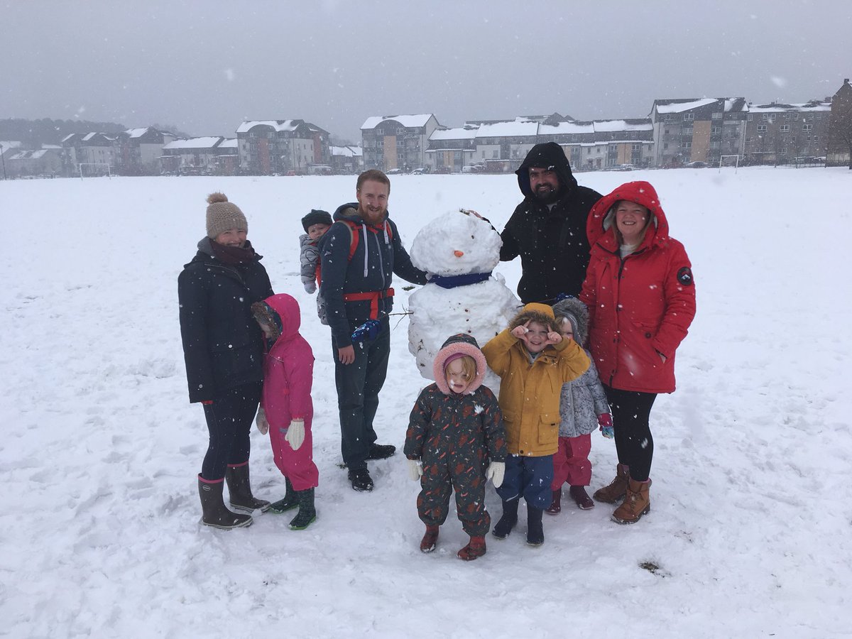 OxgangsChurch's tweet photo. The winning snowmen!!! https://t.co/4dPzUos65e