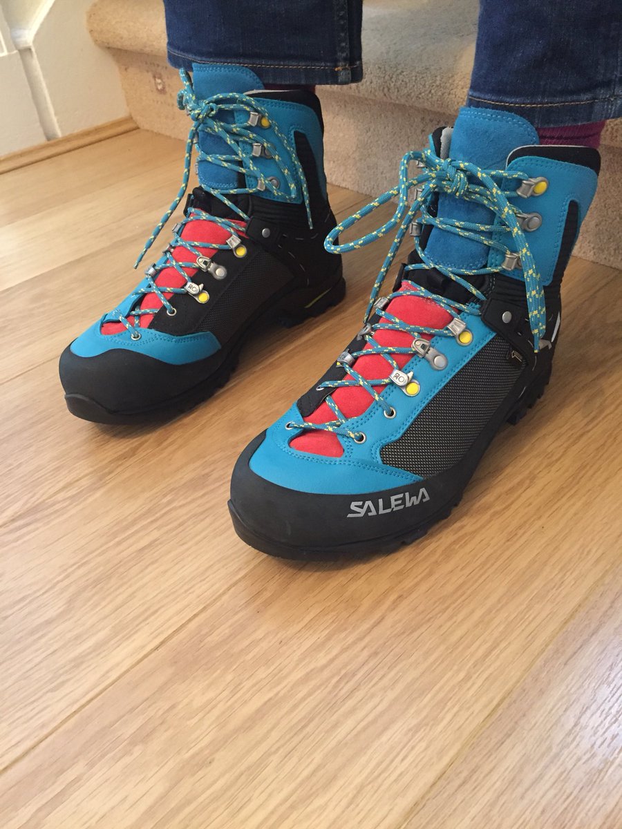 BruceRussell16's tweet photo. Many thanks to Kyle &amp; Fraser from Aberdeen @TisoOnline for your time &amp; patience today when @ClaRuss321 &amp; I were fitted for our winter boots #mytiso #winterwalking #heellift #lacingtechniques https://t.co/CzkSDh5ABI