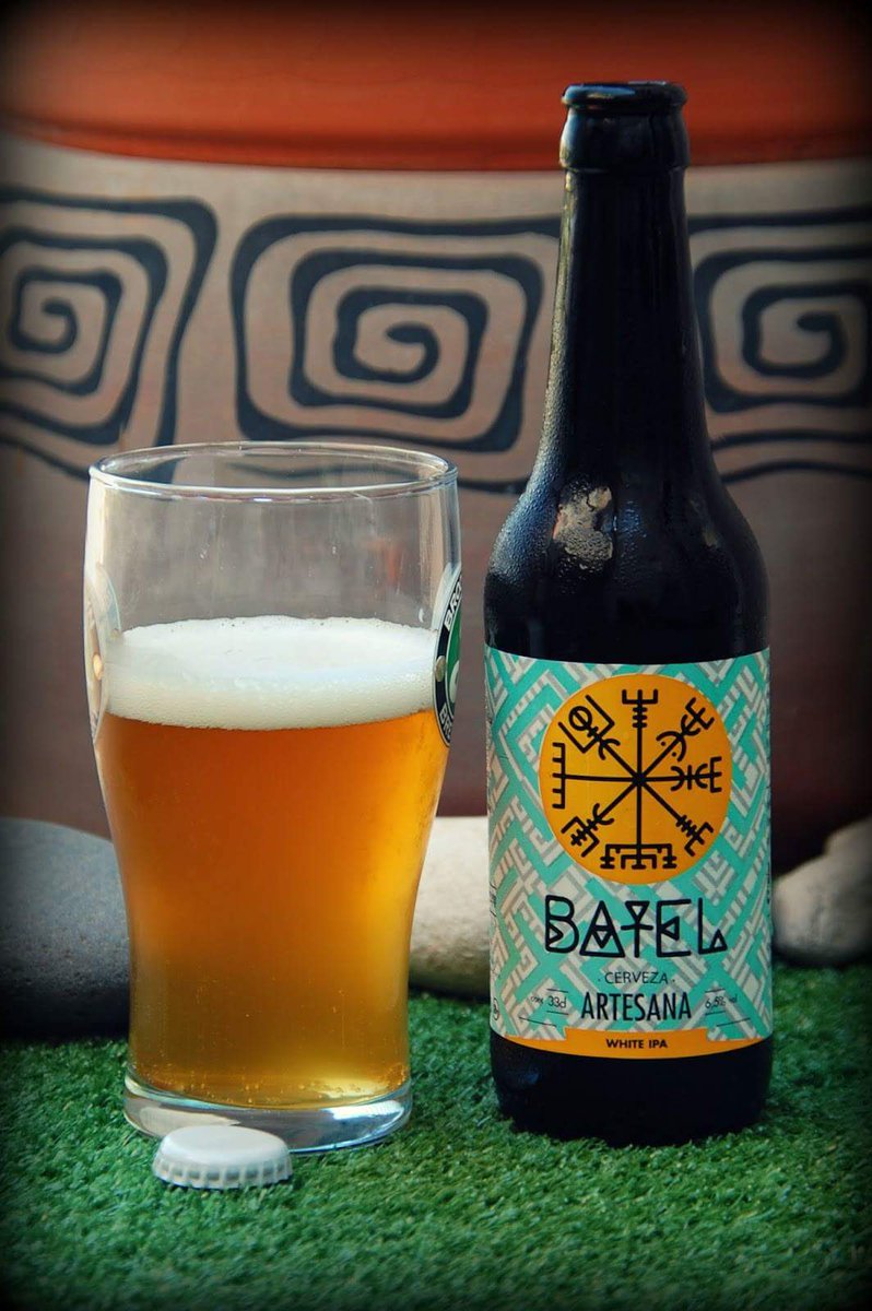 laporchamurcia's tweet photo. Finalizamos #7days7beers con una perla dorada nacida en Cartagena 🍻🏝️

La White IPA de #Batel tiene 6,5% y combina características de estilos trigo e #IPA. Equilibrada, aromática intensa, amarga... Una sabrosa elección.

La foto es de nuestros amigos de @CerveCronicas 😉🍻 https://t.co/kdAJXb4s1B