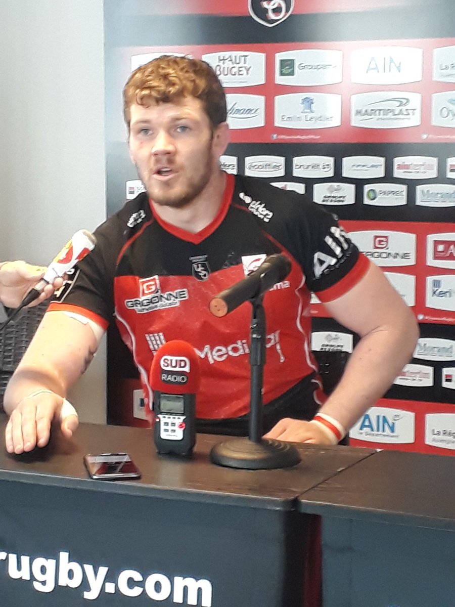 juveyre's tweet photo. #Rugby #Top14 P.Battye après #USOSFP:"La victoire fait du bien. On le mérite, le public aussi ! On peut continuer à rêver.
Auj, le vent a réduit nos options, la mêlée ? Je n'ai pas compris. Et pour une fois, on a aussi eu un peu de chance"
Cc @SudRadioRugby @GhislainGros https://t.co/G47jH6DlYy