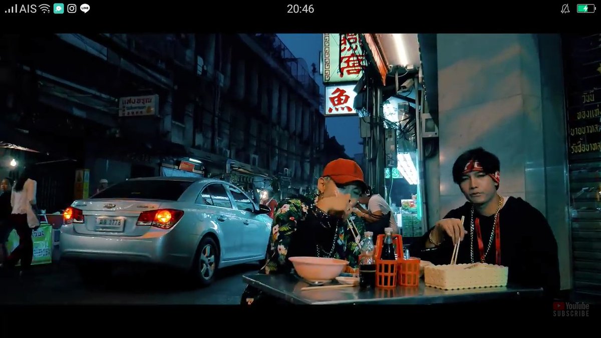 kajoudraider's tweet photo. นี่คือรีวิวชีวิตประจำวันถูกไหมคะ
ไม่เคยเห็นใครกินก๊วยเตี๋ยวในเอ็มวีวะ
อ่านหนังสือพิมพ์ก็มา ไปนั่งทำอะไ���ตรงนั้นอีกค่ะ. กลับบ้านมาคะอปป้าเมียให้อภัยเเล้ว
พระเจ้าอวยพร
https://t.co/8xGRwJVaar
#316 #mazonethreeonesix
#Dseven #D7 https://t.co/kcXJzkXuY7