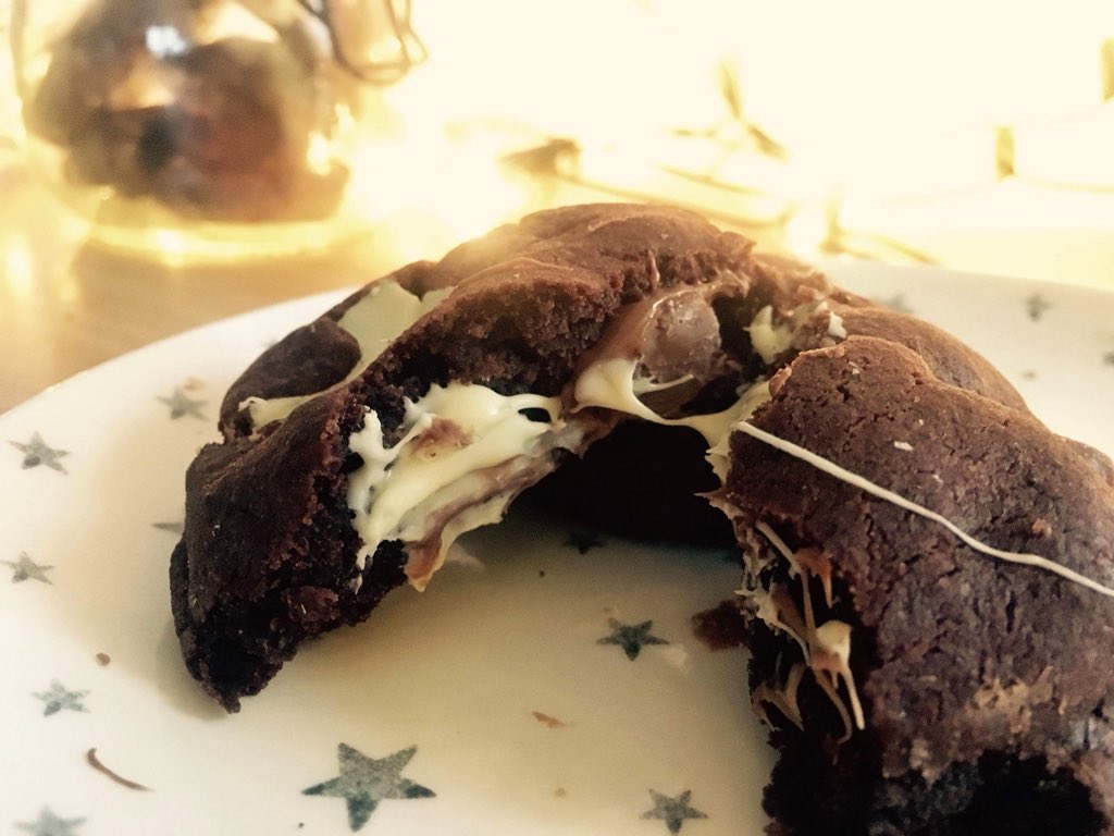 carolinek95's tweet image. Sooo I created a baking blog! Link in bio Ahh I am so nervous to post this! It has my original recipes but also an alternative healthier vegan version so there is something for everyone!  Please share carolinek95.wixsite.com/sweet-caroline #baking #bakingblog #cookies  #vegan #veganbakes