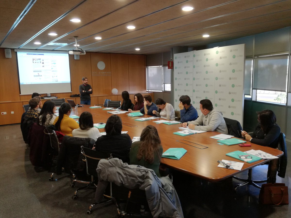 MasterEi_UV's tweet photo. Llega a Valencia la formación de vanguardia en Gestión de la Innovación, de la mano del Master en Creación y Gestión de Empresas Innovadoras de la @UV_EG . Toda la info en nuestra nueva web https://t.co/2yCTzQD5bJ  @CInnovacionCV @GVAeconomia @isidremch https://t.co/3JWc3KY6nN
