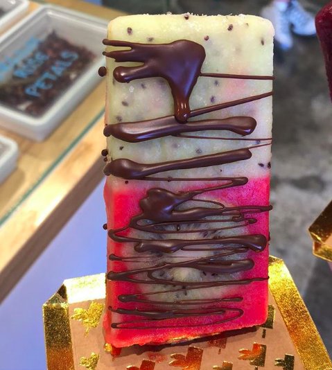 spoon_fiu's tweet photo. Since it's fruit flavored ice cream it means it's healthy, right? 🍡 #noshame 📸: @sariack #wynwoodwalls #artisanpops #miami #foodie #icecreamlover #icecreamofinsta https://t.co/gwhuSuEVsn