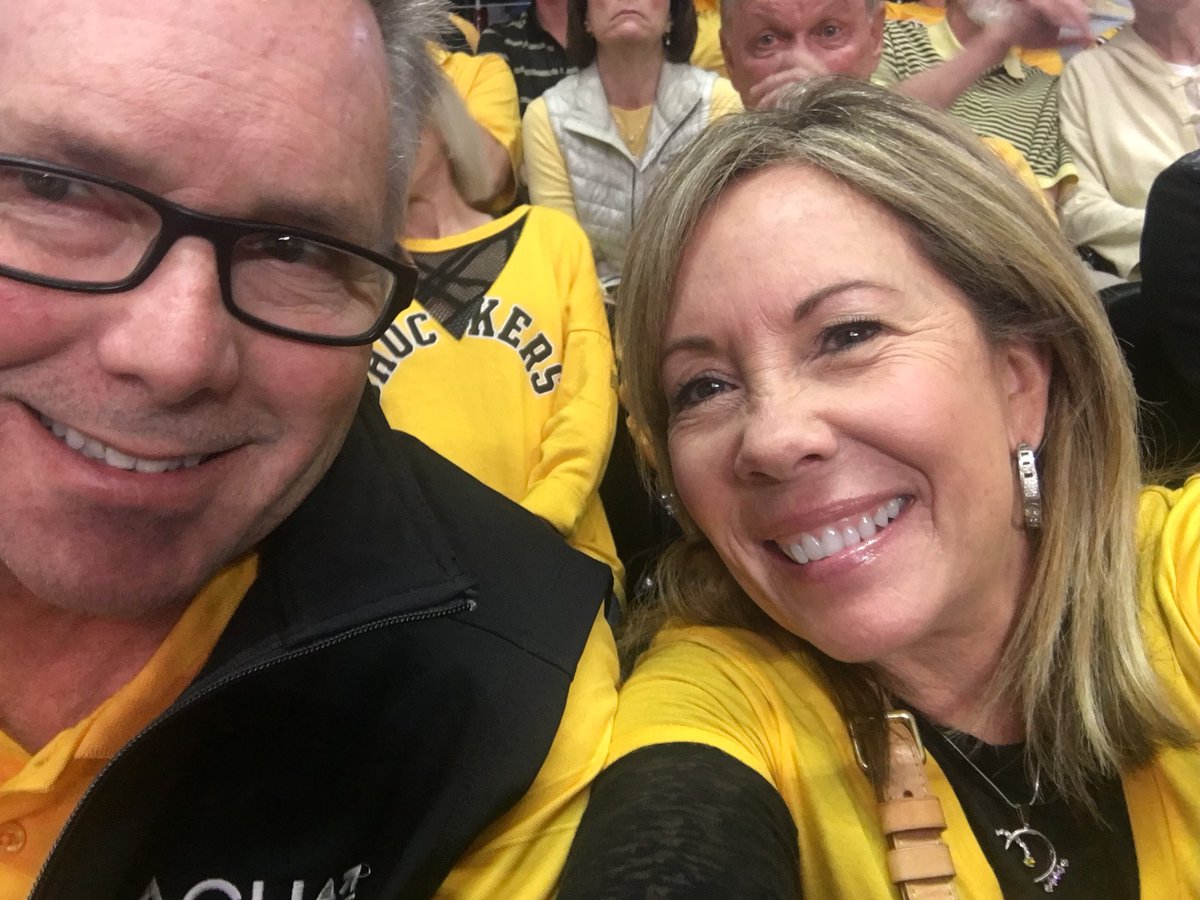 dream_weaver00's tweet photo. Weaver’s are cheering on the Shox!  #warchus. https://t.co/tza45ggwmx
