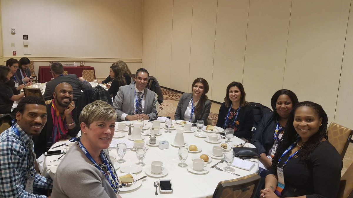 NASPA_IEKC's tweet photo. Food and fellowship with friends #IntlSymp18 #NASPA18 https://t.co/wXN8C2czr8