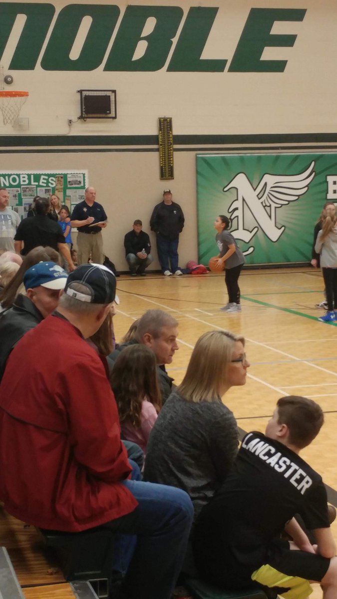 mastrofam's tweet photo. @StRoseFalcons #FreeThrowChampion! 🏆🏀 #proudparent https://t.co/ED0KVmI1gc