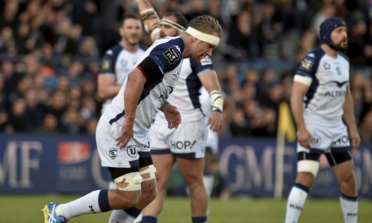 #Rugby #Montpellier #Top14 🏉⚪️🔵 Cette video qui montre que #Hoeata avait reçu un coup de poing de De Marco avant son exclusion 😲➡️  midilibre.fr//2018/03/04/ru…