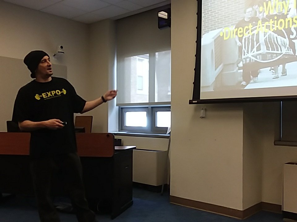 waazn1's tweet photo. #BeyondtheBars @expowisconsin member AlanSchultz talks about MSDF maximum security facility former warden says "it is the worst designed prison in America" 17 deaths in recent years https://t.co/ykuNLYiRsB
