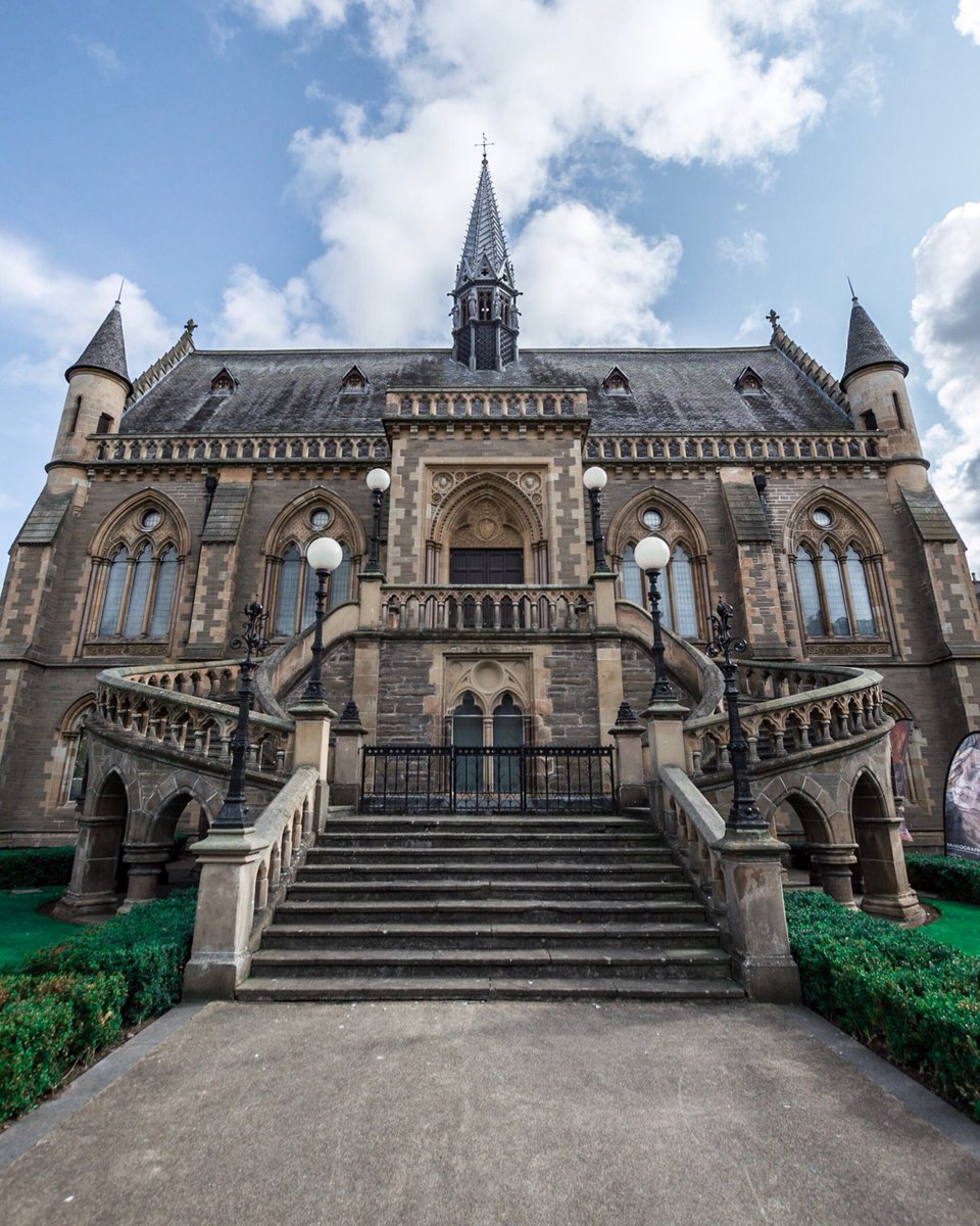 Dundeein2018's tweet photo. March 4th - McManus Galleries. The recently refurbished McManus Galleries holds 8 Galleries and celebrated its 150th year anniversary last year. Who has visited the Galleries? Let me know in the comments! 
.
.
.
#lovedundee #cityofdesign #dundee2018 https://t.co/S1WHtpI02i