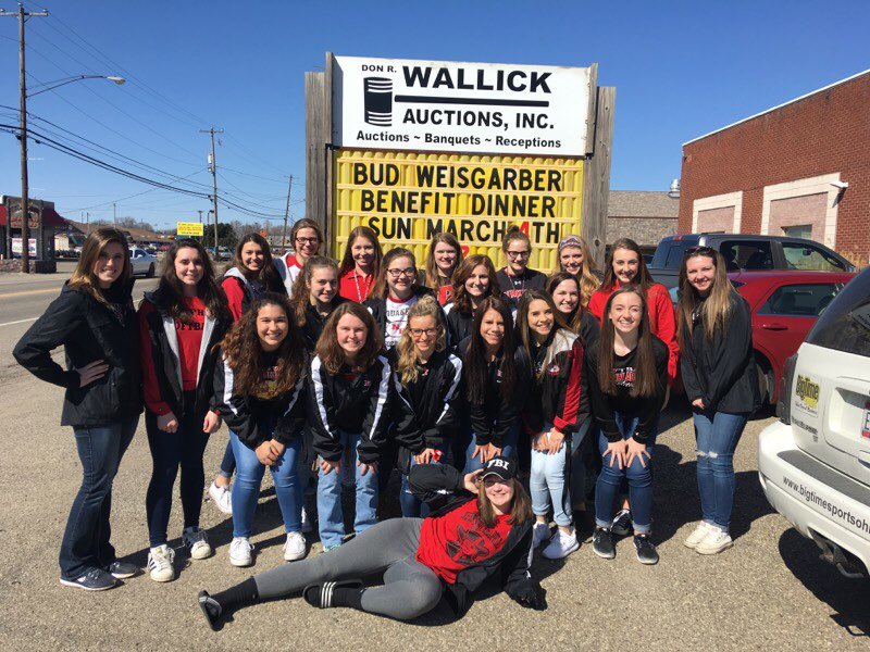 NPQuakerSball's tweet photo. Showing our support to Bud Weisgarber, a great coach and competitor in the area, this afternoon with great spaghetti and super teammates! https://t.co/raLFPMrAbT