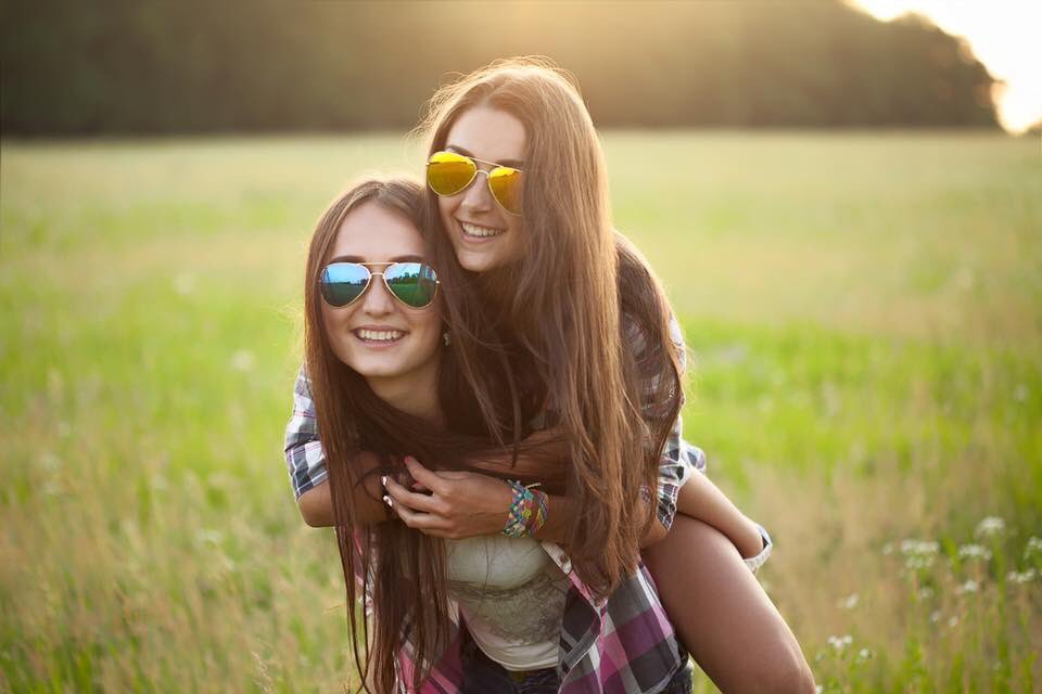 dermalyouth's tweet photo. Sunnies 😎 Sunshine ☀️ SPF ✨

#SundayFunday #WearSunscreen #DermalYouth https://t.co/LUzgcvueSW