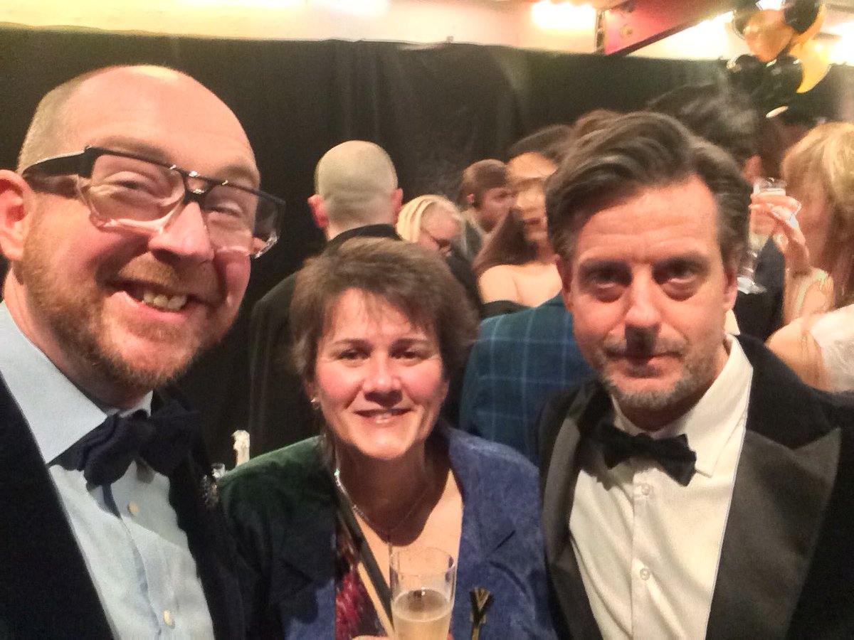 Delighted to bump into <a href="/LWLProducer/">Andrea Leoncini</a> &amp; <a href="/jennyeastop/">Jenny Eastop 💙</a> at the #Offies who’s show The Life <a href="/swkplay/">Southwark Playhouse</a> is up for a fabulous 6 Awards. I work with Jenny @Drama_Studio &amp; Andrea produced <a href="/HerAchingHeart/">Her Aching Heart</a> with us <a href="/TheHopeTheatre/">The Hope Theatre</a>