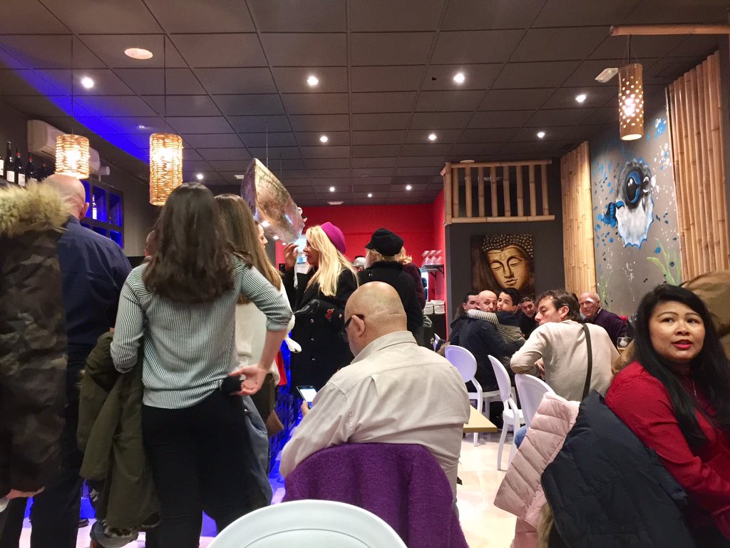 Comienza la inauguración de <a href="/katsuo/">KA</a>, un nuevo restaurante Japo en  San Pedro de Alcántara que seguro será todo un éxito! Mucha suerte Oscar y Carlos!!