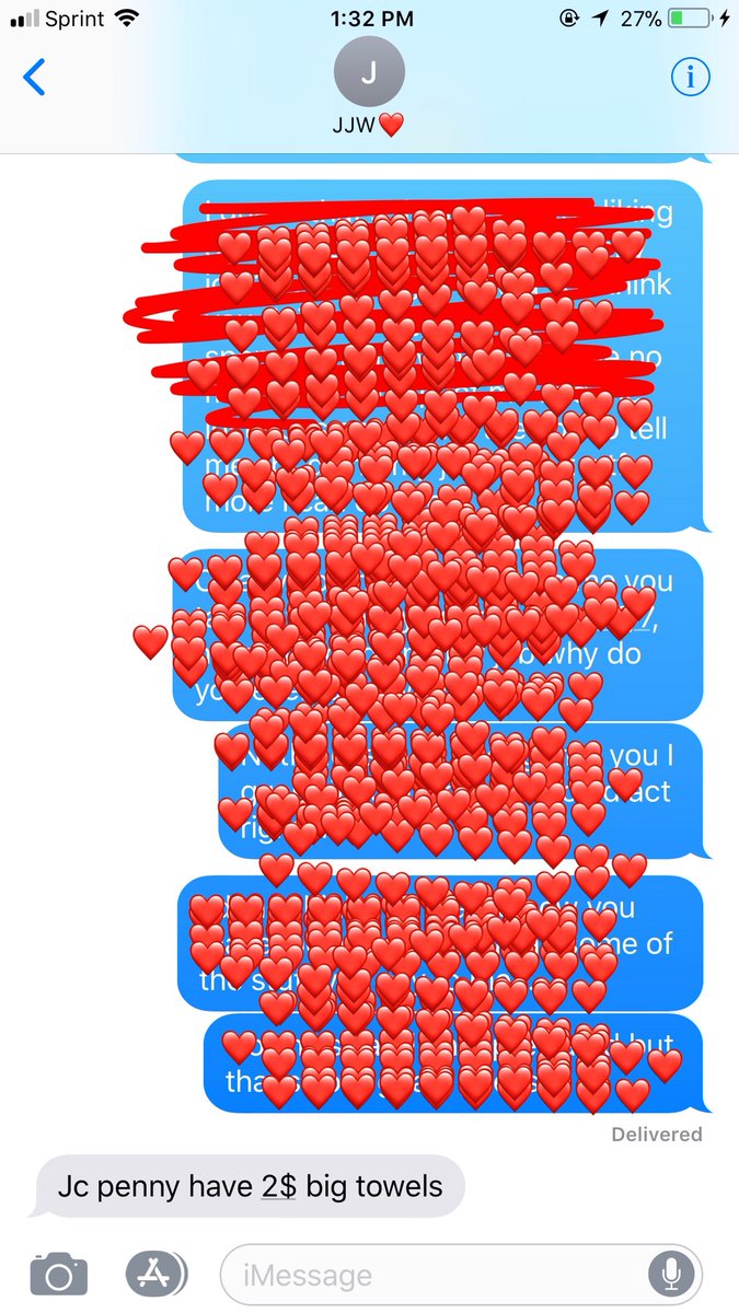 XOashh_'s tweet photo. I send this 3 page essay to my bf in a argument this is what he texts back 🙄😒 https://t.co/rpUlXgXvMv