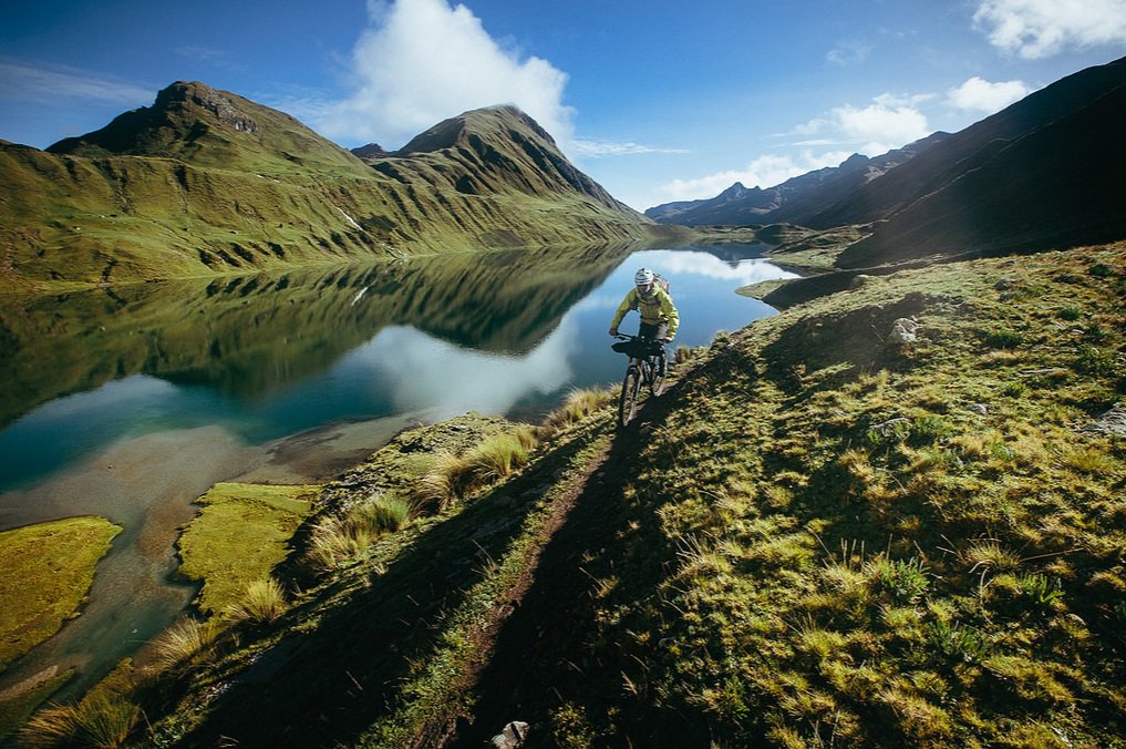 AndesR_'s tweet photo. (the best picture at #carhuacocha ) 
#huayhuash #queropalca #lauricocha #huanuco #peru #mincetur#turismo #fotos https://t.co/lnUDi4NIxA
