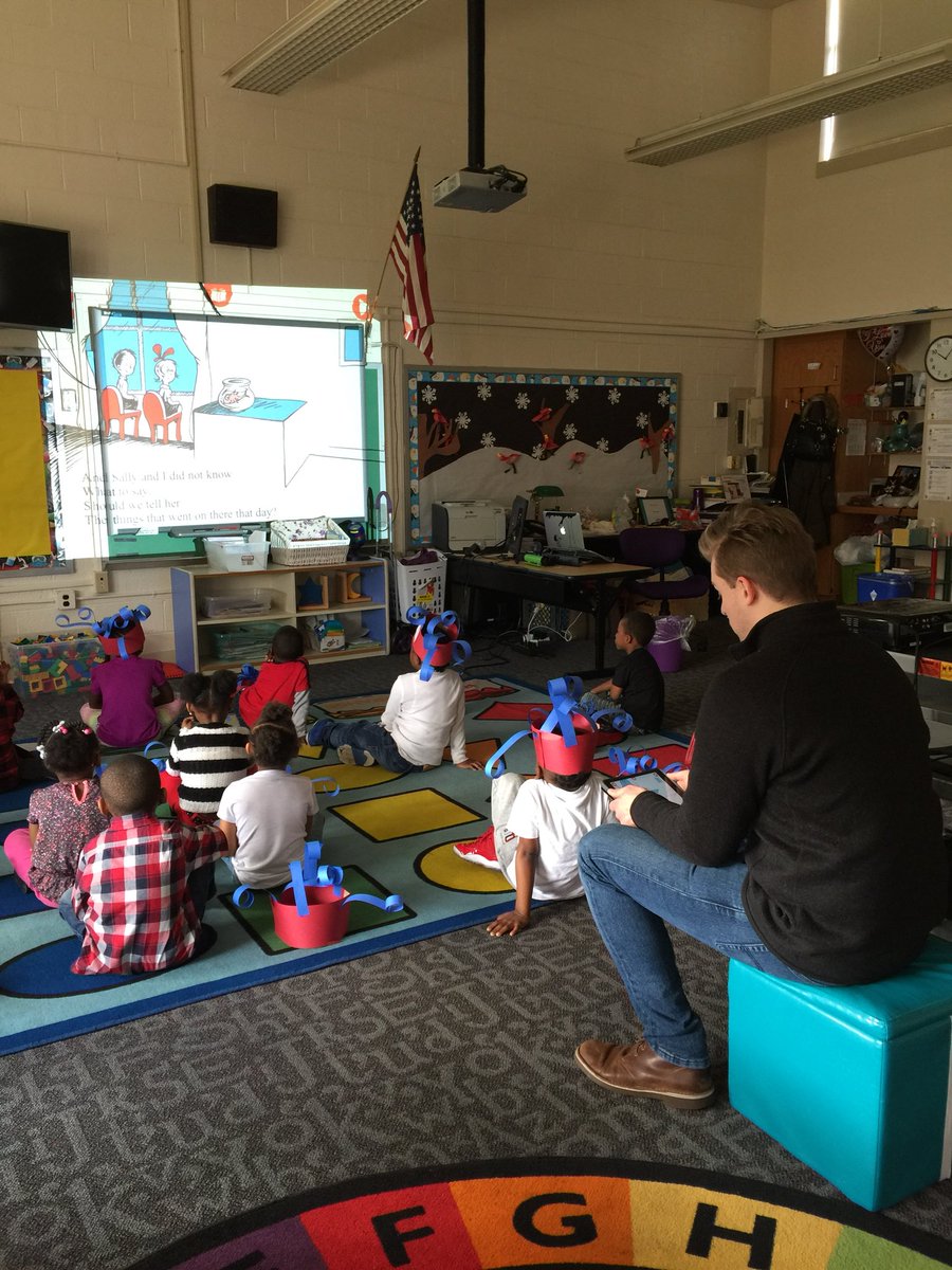 Talley18Debra's tweet photo. @BCECC_DAYMAC @DrDoreatha @Talley18Debra Thank you Ryan from the Apple Store.  Ryan you made the Cat in the Hat story come to life.  Happy Birthday Dr. Seuss! https://t.co/b8qIvatlFZ