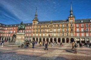 YagoSG's tweet photo. Learning Spanish: in Spain or at home? https://t.co/QZO4c8MaRl https://t.co/Oksk8mEh6Z