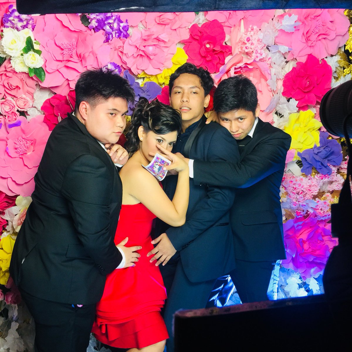 ElitePDPH's tweet photo. Happiest 18th Juliane! ❤️

#JulianeBlooms #ElitePhotographyAndDesign #ElitePDPH #PhotoboothServices #Photobooth #Photography https://t.co/b2f16c2Z9K