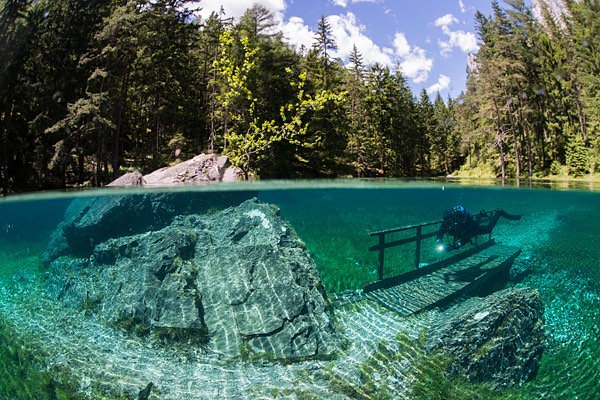 AtomicAquatics's tweet photo. Repost Ambassador @martin.strmiska 🐟🌲
It used to be a great spot to enjoy both worlds at the same time #baresports #zeaglesystems #atomicaquatics #hollis #subal_underwater_housing #austria #grünersee #styria https://t.co/gv4MLXYeVa