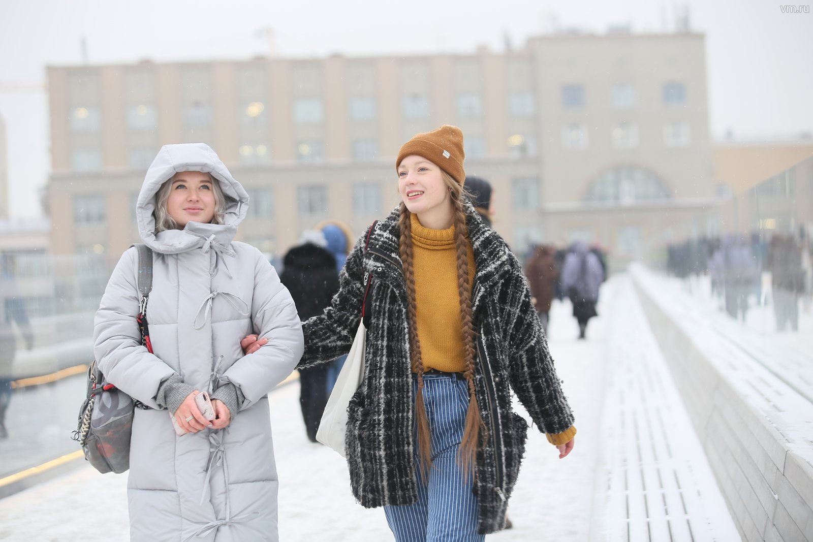 Во что одеваются в москве сейчас