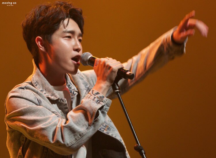 199xKIM's tweet photo. ใครจะโตวันโตขึ้นขนาดไหนไม่รู้ ทางนี้เด็กลงทุกวันเลยมุงงงง อีกนิดจะสามขวบแล้ว 😩😩 https://t.co/8ZSp11ndiC