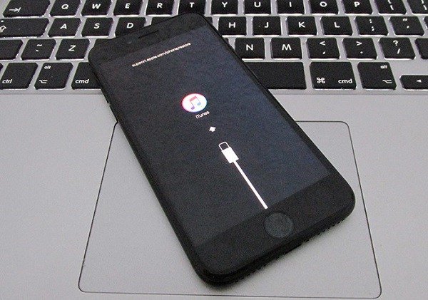 Adictos al iphone tweet media