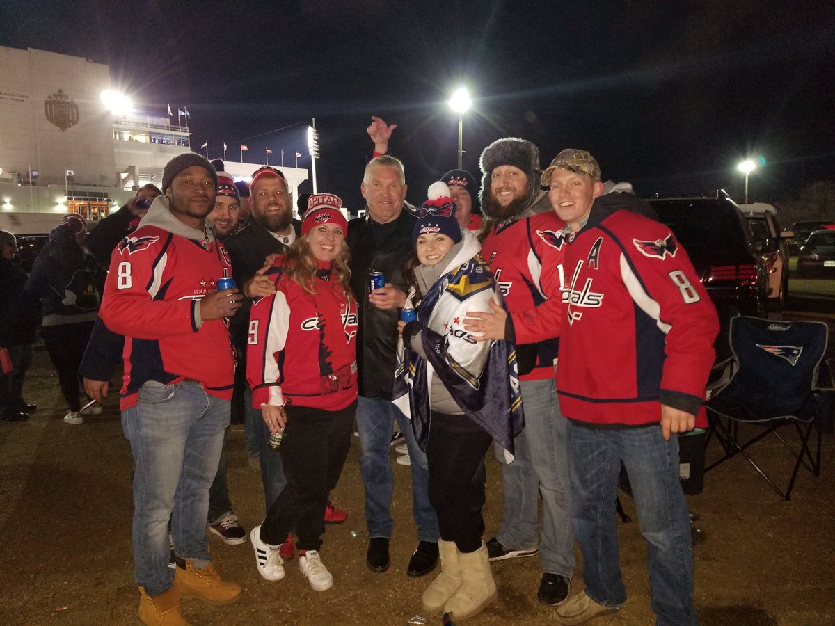apgaug's tweet photo. Tailgating with @Laughlin18 https://t.co/f29ESbhINO