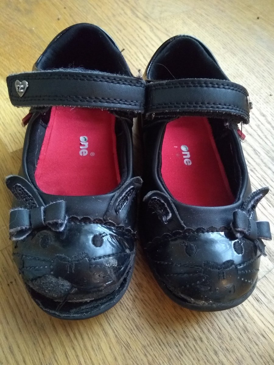 brickybeak's tweet photo. @tu_clothing really disappointed with school shoes, one has completely come apart. Didn't even last 6 months https://t.co/1NDh02Sban