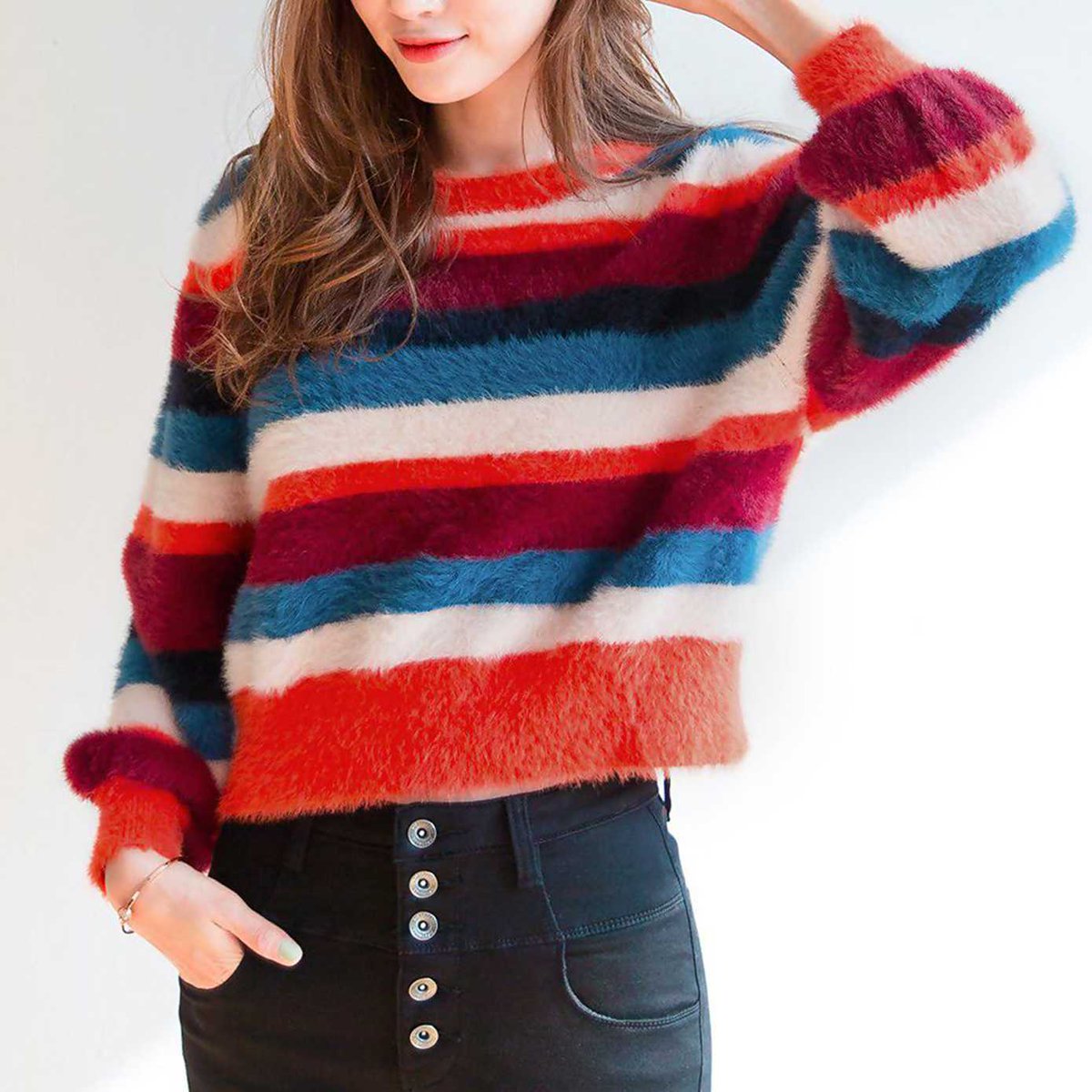 vipshopglobal's tweet photo. Good morning! Create your own rainbow with this sweater๐๐: https://t.co/OBUOhg2jtW
#VIPshop #vipcom #knitwear#fashiondaily #fashionstylist #springtrend #lookoftheday #sweater #rainbow๐คฉ https://t.co/GG9ihlYDE0