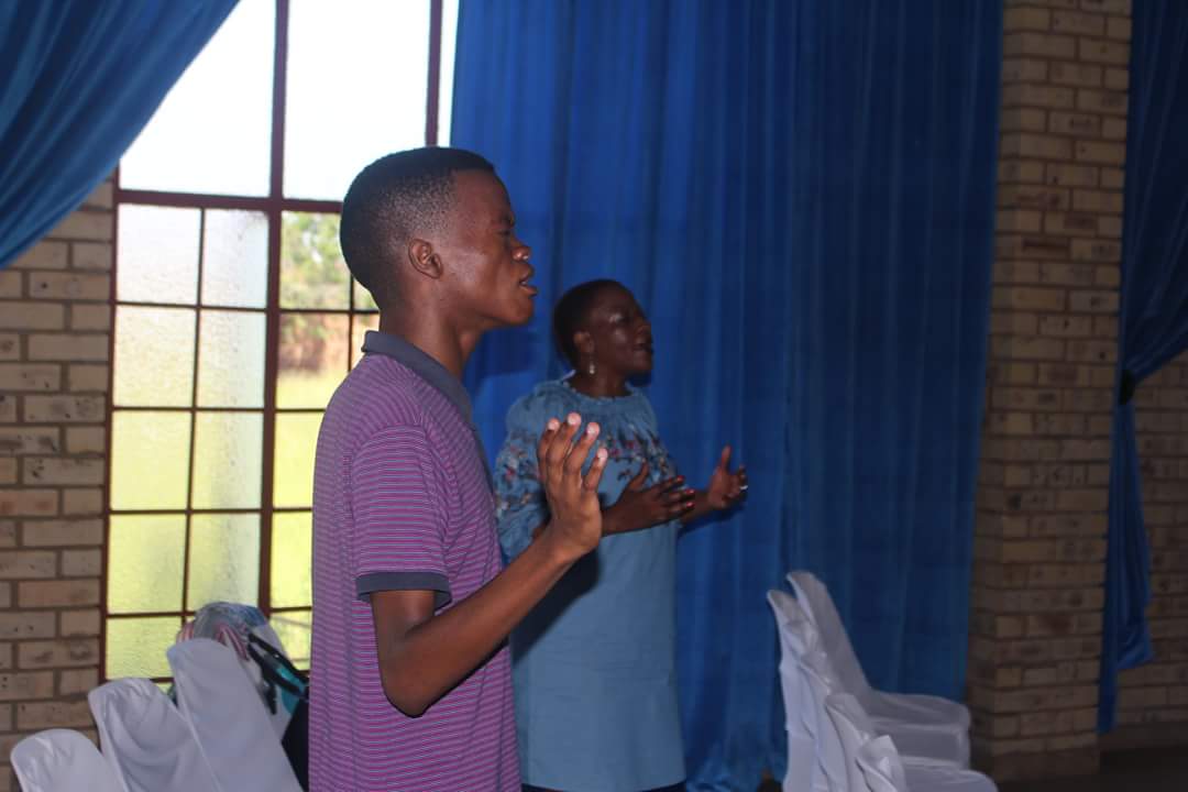 Grace_Mahikeng's tweet photo. This is some of our moments during praise and worship earlier today, in short we are a God fearing church. #30YearsOfGrace #PreparationForChange https://t.co/Cygkao7z71
