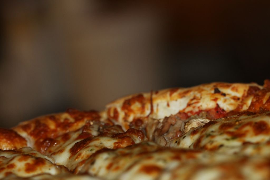 Gallaghers Pizza tweet media