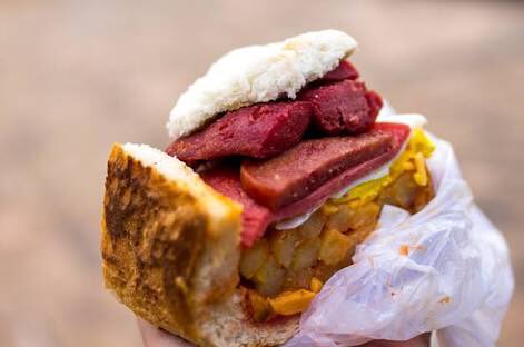 ramichuene's tweet photo. So vele we won’t be eating Kota? This is tragic. Mara you guys know a Kota mara? Everything is working against the Black man. Sad.  #Listeriosis https://t.co/drte88edjX