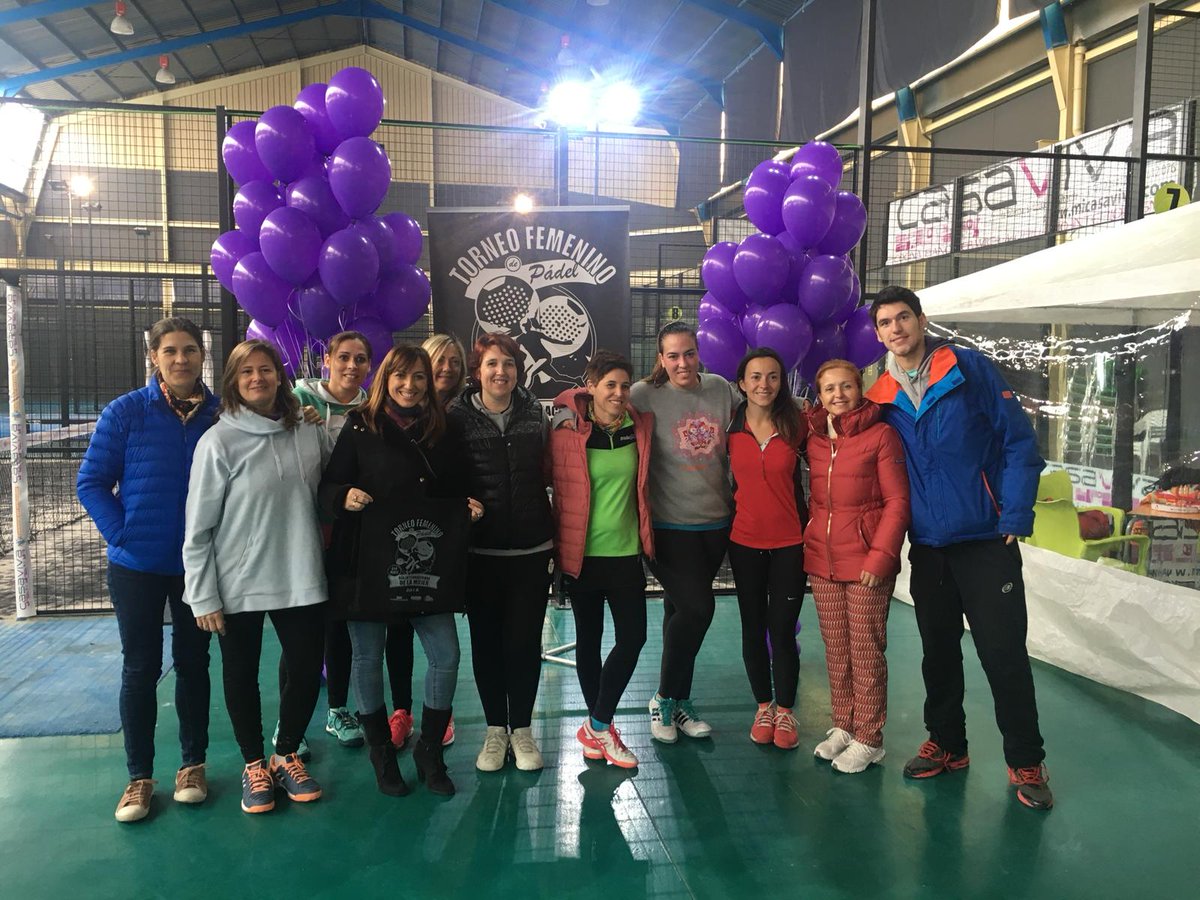 El <a href="/imujerclm/">Instituto Mujer CLM</a> ha felicitado a la <a href="/EscuelaPadelAb/">EscuelaPadelAlbacete</a>  por organizar un Torneo Femenino con motivo del #DiaInternacionalDeLaMujer.