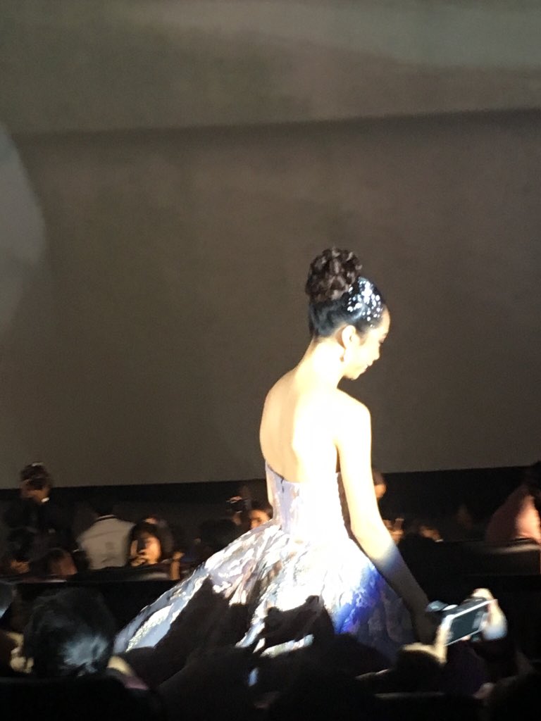 maihuward's tweet photo. EXCUSE ME LANG HA pero sobrang ganda ng katawan ni maymay alam mo yung pag nakita mo maiinis ka nalang and maiinggit sa ganda sobrang perfect ng proportions ng body nya tas pag makita mo yung face mapapatulala ka nalang sa ganda nakakawala ng confidence beh

 #MAYWARDMakingMEGA https://t.co/fbqB8Leq32