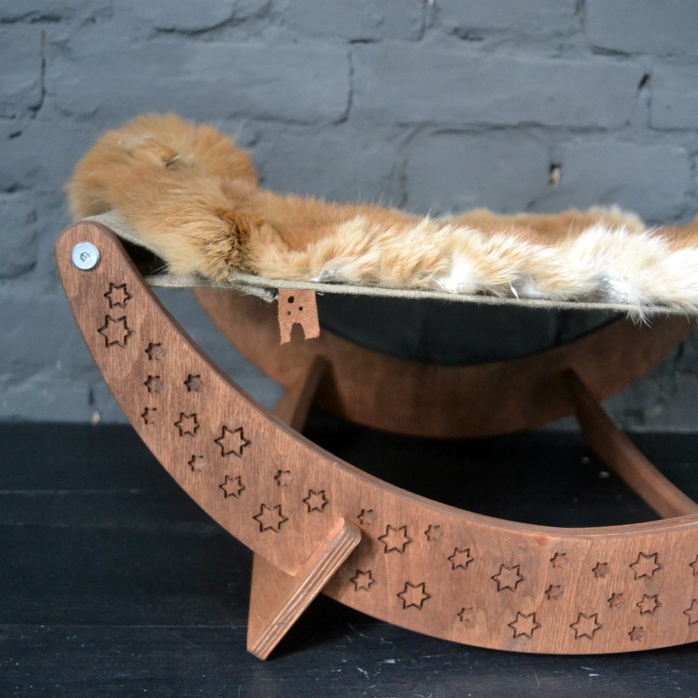 CatPlayFurnitur's tweet photo. Amazing carving 🎁
.
.
.
#catbedtime #giftsforcatlovers #catgifts #catsofinstagram #cutecat #bestmeow #catoftheday #lovelycat #happycat #weeklyfluffy #catfeaturesdaily #catsofusa #luxurycats #mischievouscat #lovelycat #catsrule #catfurniture #petfurniture https://t.co/rqOQxS3Alh https://t.co/qLzyRAyavM
