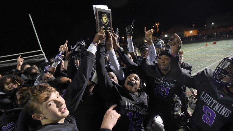LRHS_CoachKelli's tweet photo. @Long_ReachFB @LRHS_Athletics @LRHSGIRLSBBALL @hcpss_lrhs @LRHS_Boosters @lrhsS_section Spring sports, you're up next. Letxs get it. #ADayAtTheReach
FALL: Football Region Champs
FALL: Cheerleading County Champs
WINTER: Cheerleading County Champs
WINTER: Girls Basketball County Champs
WINTER: Girls Basketball Region Champs
SPRING: THE FLOOR IS YOURS!!!!!! https://t.co/RzltleKQ7z