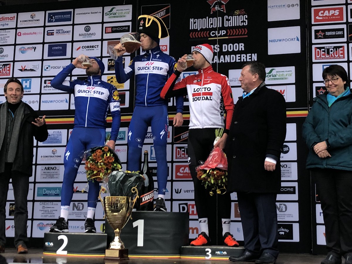 Mmmmm a nice <a href="/KwaremontBier/">Kwaremont</a> 🍻🍺#napoleongamescup