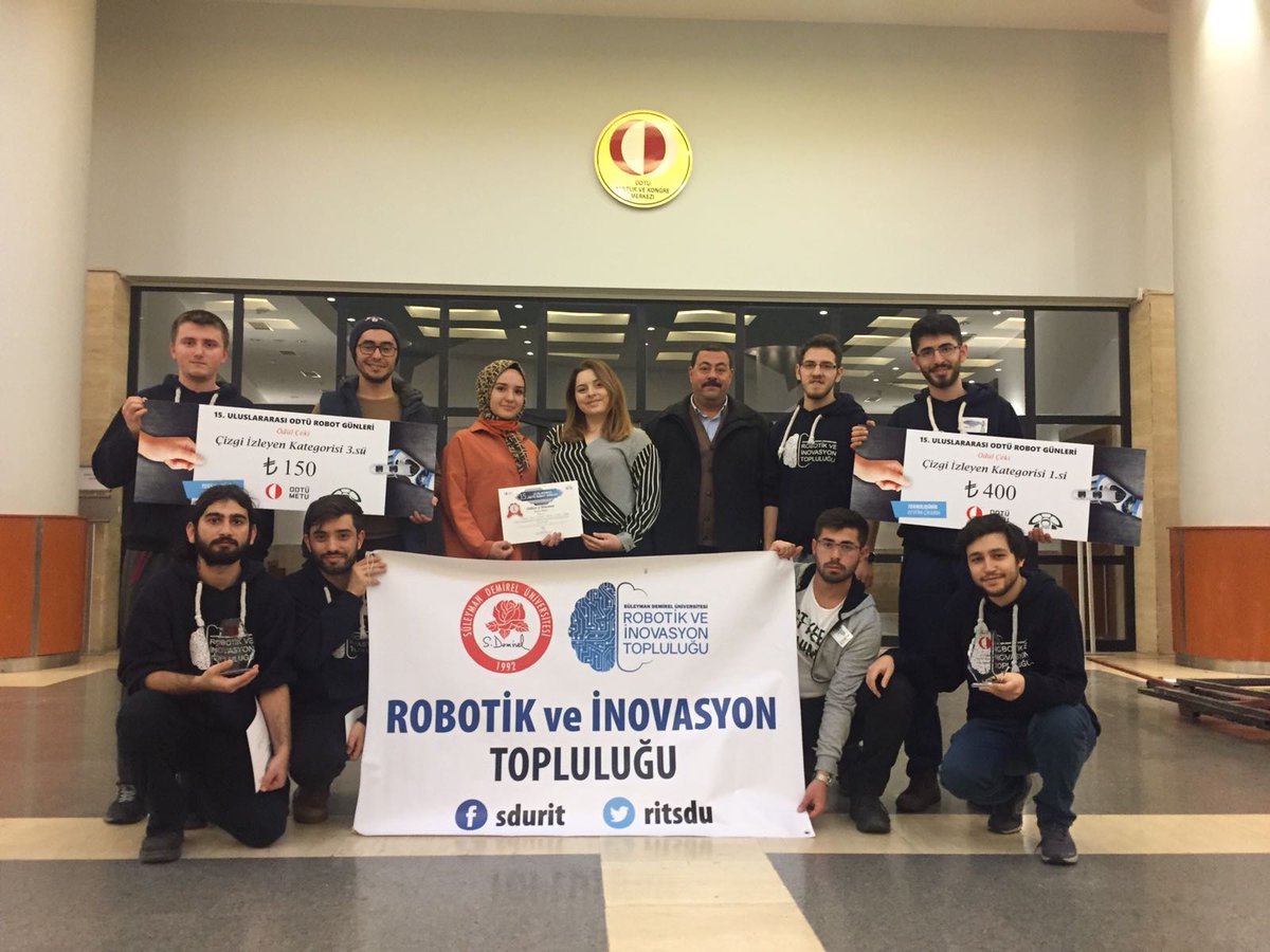 ODTÜ'nün 15. Robot Günleri'nin Çizgi İzleyen Kategorisi'nde @ritsdu 1. ve 3. olarak bizleri gururlandırdılar. Kendilerini tebrik ederim.