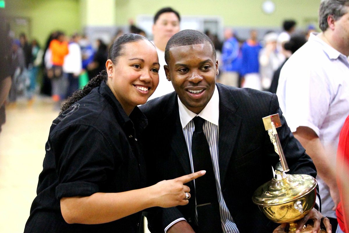 I use to believe I had nothing-but I dared to give, no matter my situation.  This is what allows me to have plenty. If you hustle the way I hustle then you and I are related

#StartYourImpossible #LadderClimb #GrowthHacking #Champs 
#Greatness #TPG #CoachingForSuccess 
#pursuit