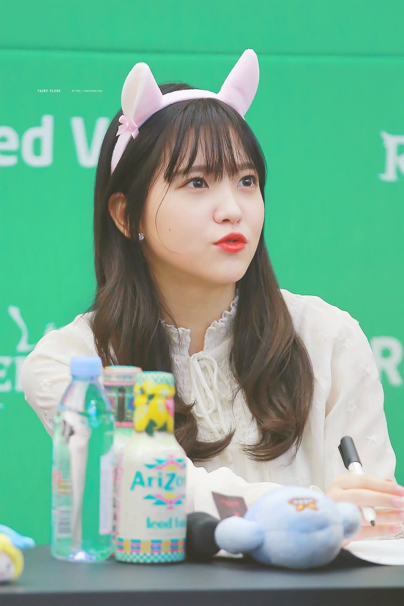 _____aill_'s tweet photo. #HappyYeriDay https://t.co/eXS2hNRtqy