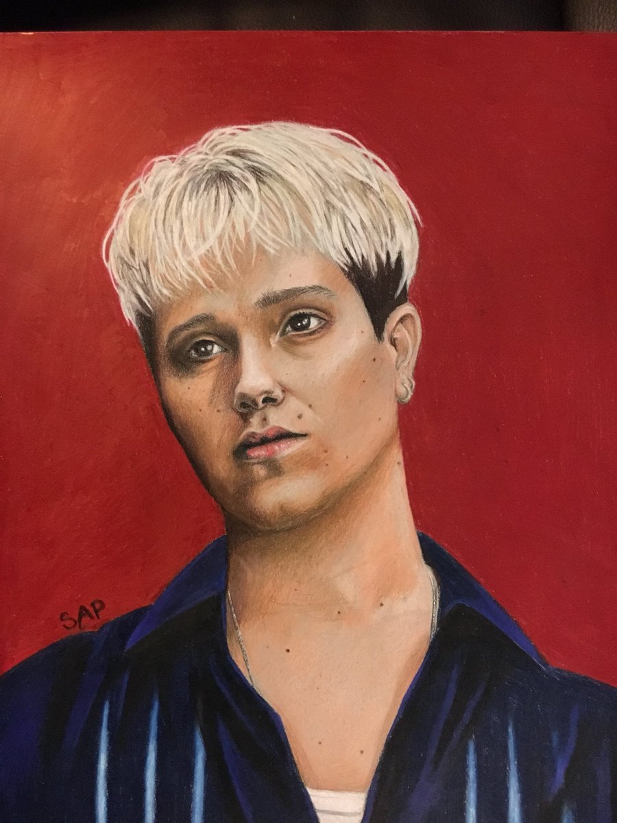 SarahAnn_313's tweet photo. Here is my portrait of @NBTConor Done in color pencils. If you haven’t seen my other portraits of @NBThieves you should check them out. This band really inspires me, and I’m so thankful for their music. ❤️@DomCraik @Phil_Blake @NBTJoe @PRICEplaysdrums #NothingButThieves https://t.co/imRl3adPbD