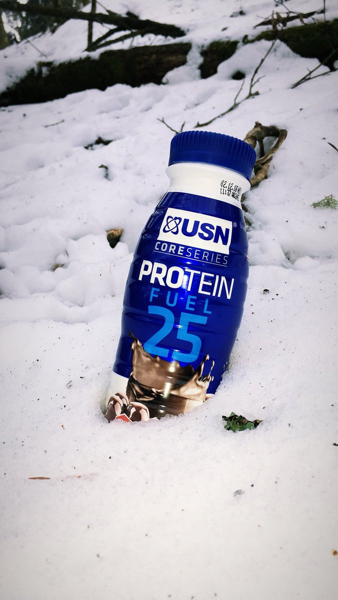 Check out my <a href="/USN_UK/">USN</a> snow stash for after my 8km power walk in the Scottish Snow ⛄️💯 #USN