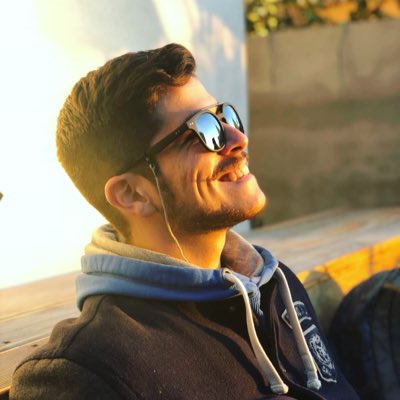 BornEristoff's tweet photo. #NovaFotoDoPerfil https://t.co/4B0N0mY70L
