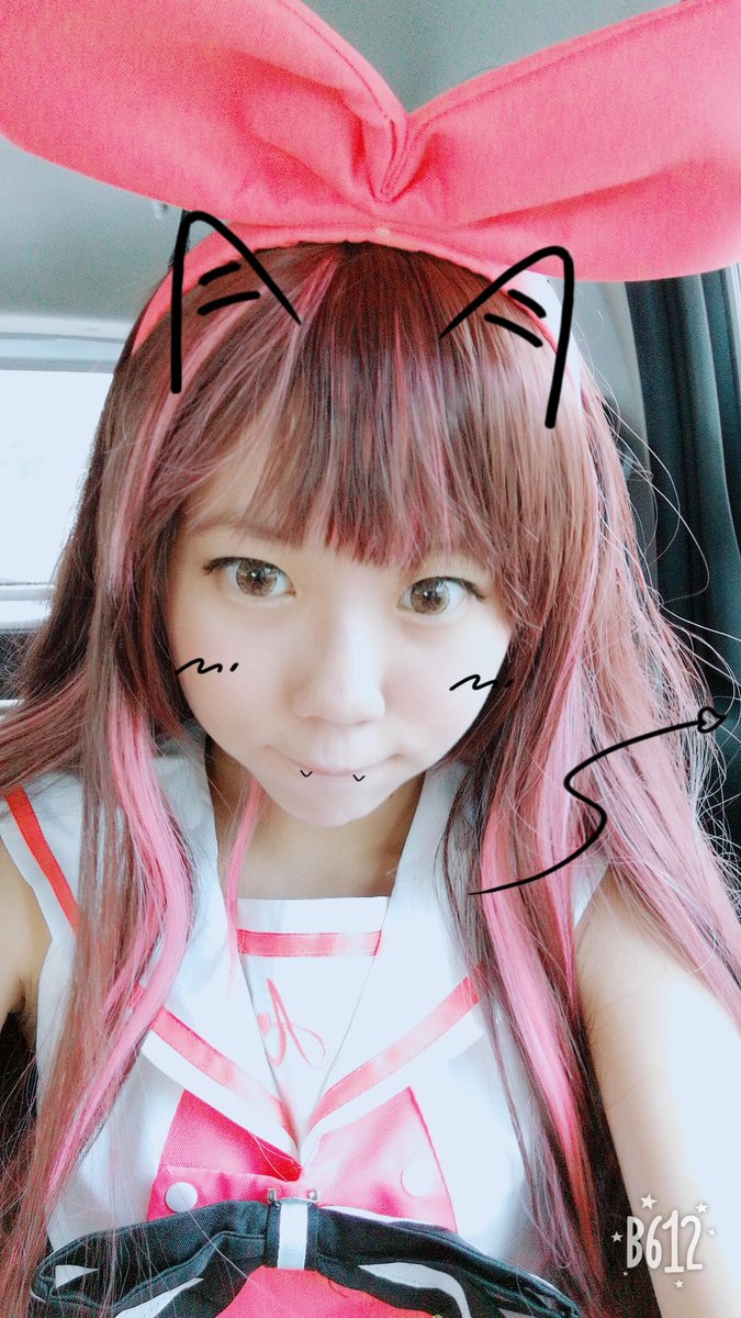 tibytinneh's tweet photo. Rawrz! 
Finally got internet~ didn't have any wifi the whole day at event today~
Much thanks to everyone who came down to support me at comic frontier today and yesterday ( ˘ ³˘)💕

#comifuro #comifurox #KizunaAI #cosplay https://t.co/Uy8VF6jjBt