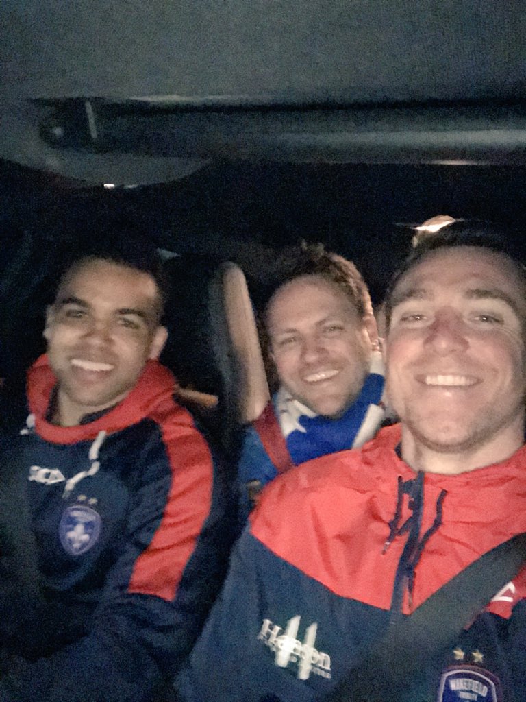 Tough game today but always good to get a win with the lads 🔴⚪️🔵 Also good to have another Lancashire lad @AlleznissaChris in the bus for the day with me and <a href="/MasonCatonBrown/">Mason Caton-Brown</a> ...bring some cans for journey home next time 😂🍺👍🏻