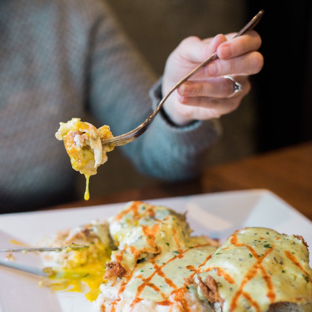 MWDFortWorth's tweet photo. Love at first bite. #sundaybrunch https://t.co/UBk6zv4Mlx