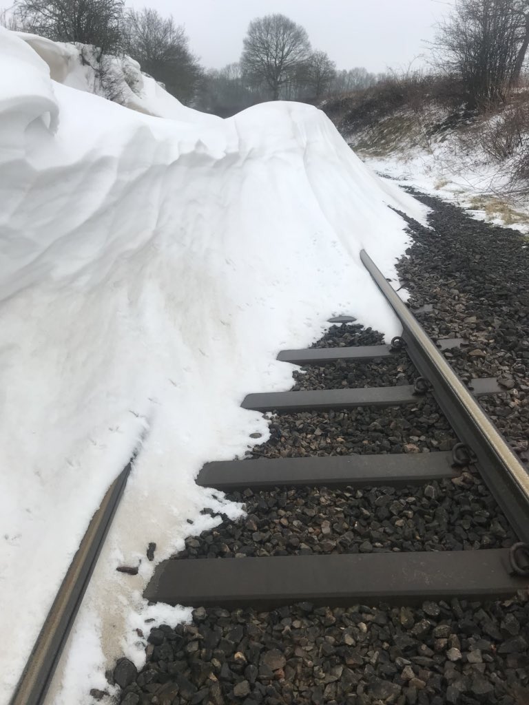 Itsyum's tweet photo. @railwaychaplain Try driving your car through that ! https://t.co/rl3wmoiXXp
